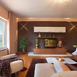 Diora Villa